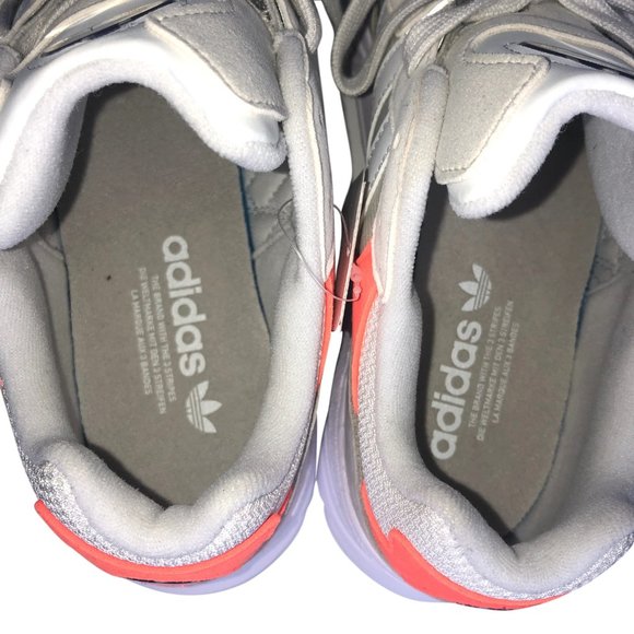 Adidas Yung-96 (F9179) - Size 8 - Picture 10 of 12